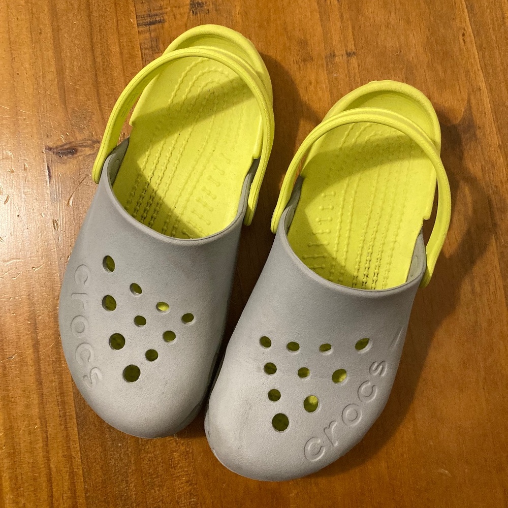 Crocs classic kids size j2